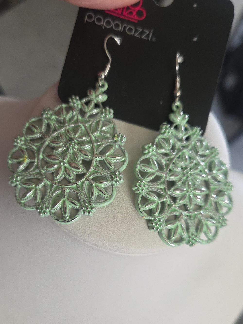 Paparazzi Floral Affair Green Earrings NWT
